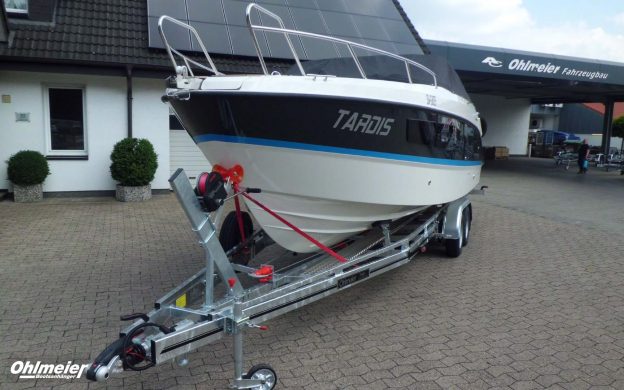 Ohlmeier_Trailer_MT3500_mit_Quicksilver_805_CIMG0648 Ohlmeier Bootsanhänger: Beispiel Boots Trailer