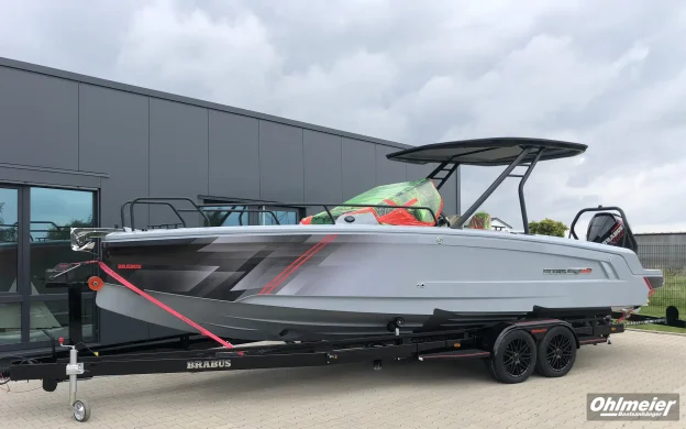 Trailer-MT3500_Brabus_Shadow_300-01